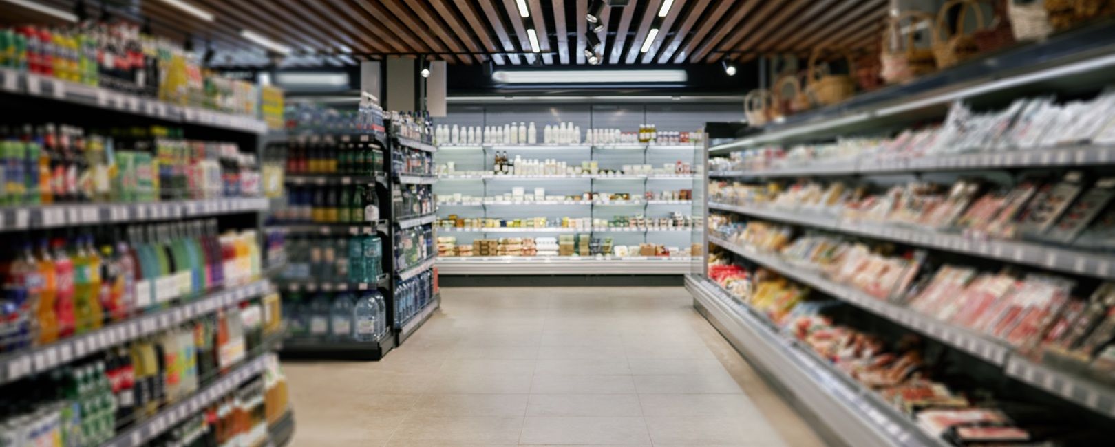 Governo adia novas regras para trabalho em feriados no comércio